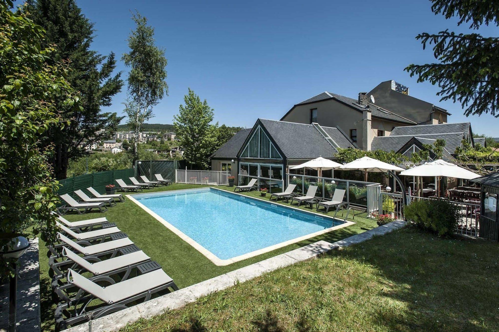 Brit Hotel Confort Deltour Манд Экстерьер фото